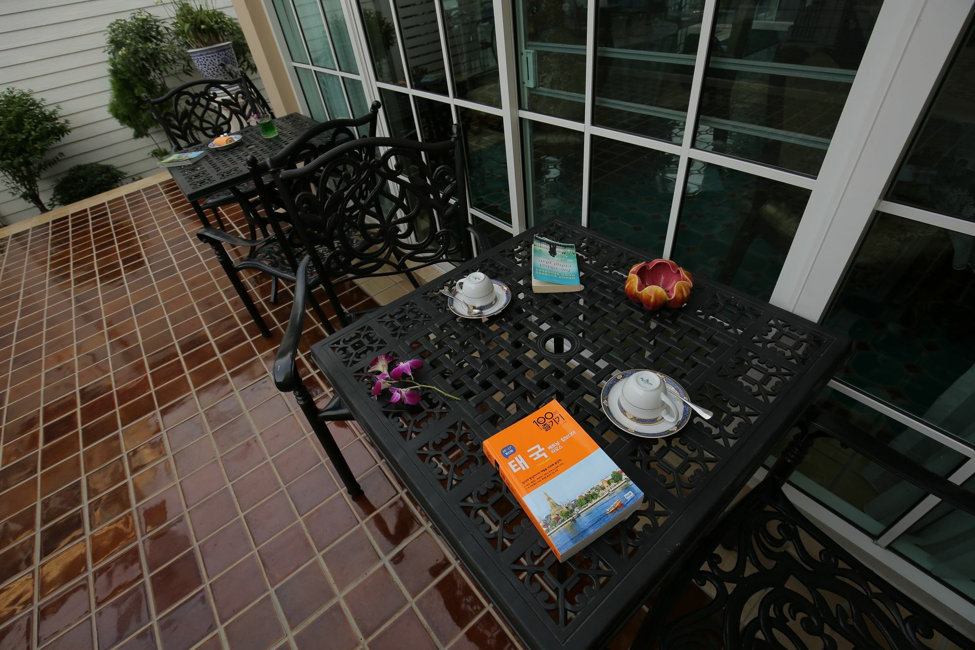 The Orchid House 153 Hotel Bangkok Exterior photo