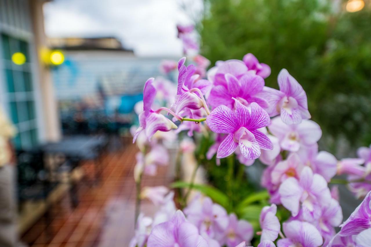 The Orchid House 153 Hotel Bangkok Exterior photo