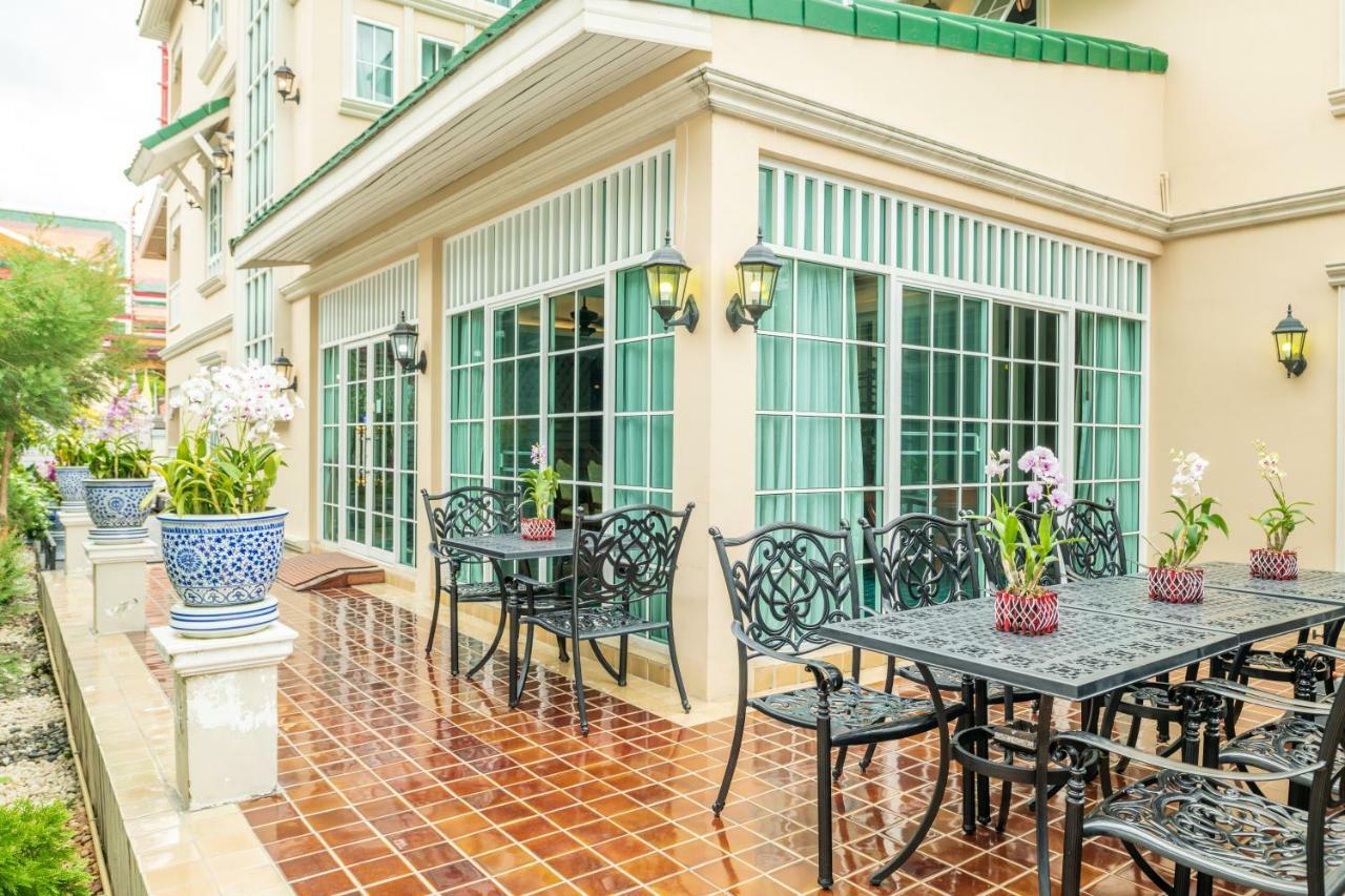 The Orchid House 153 Hotel Bangkok Exterior photo