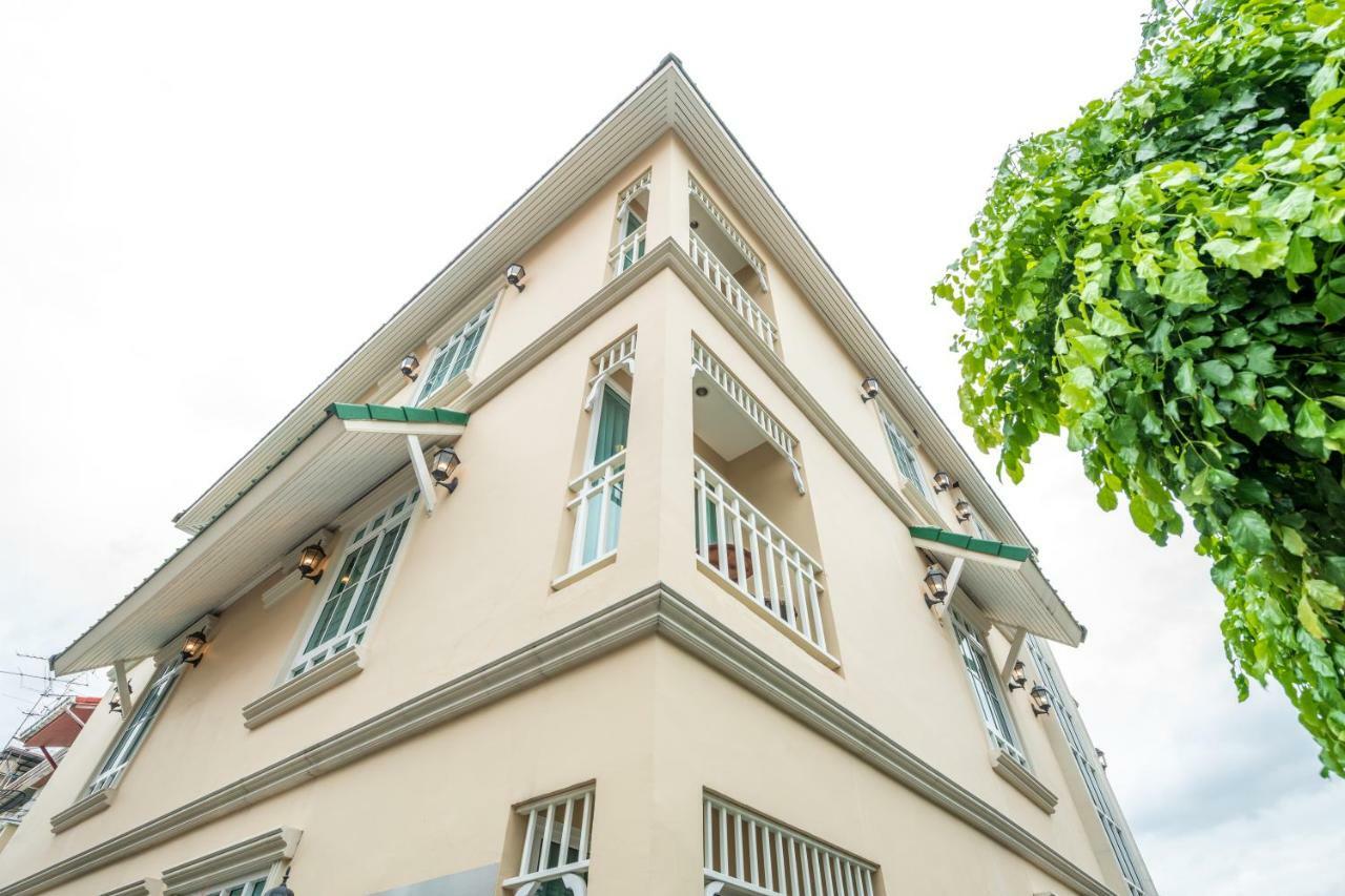 The Orchid House 153 Hotel Bangkok Exterior photo